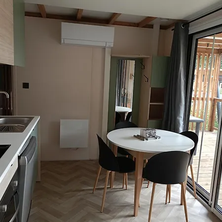 营地 La Marmotte 4*